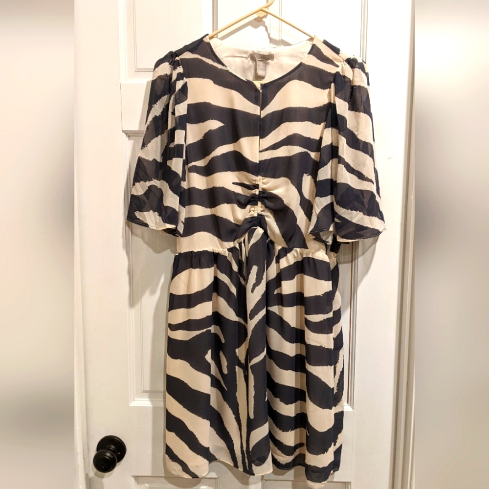 Zebra Print H&M Dress Size Large NWT